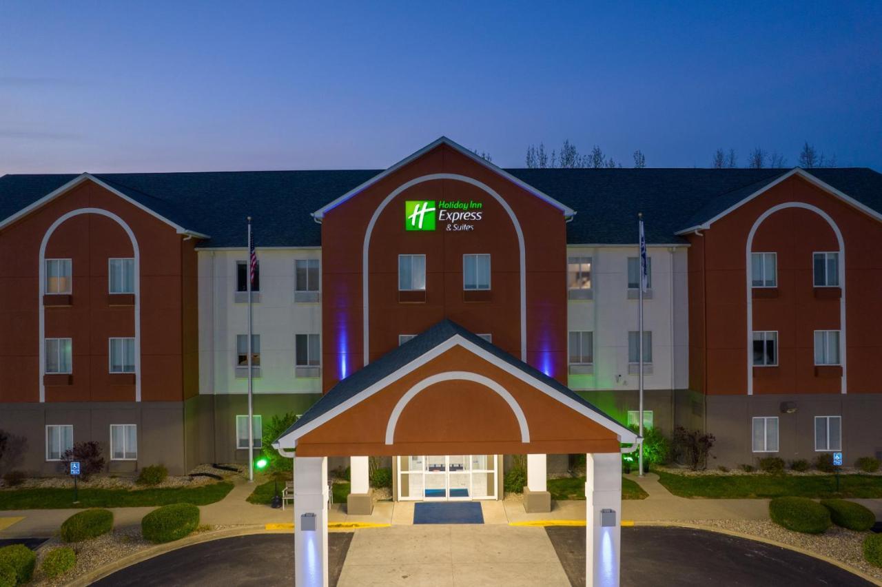 Holiday Inn Express Hotel & Suites Bedford By Ihg Экстерьер фото